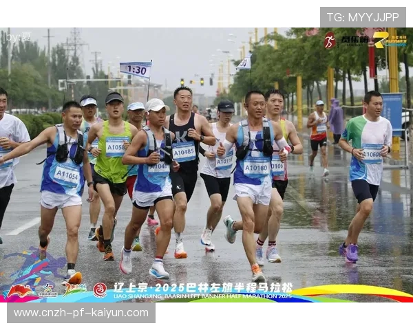 世界马拉松公开赛中国选手完成突破性配速 世界马拉松公开赛中国选手完成突破性配速
